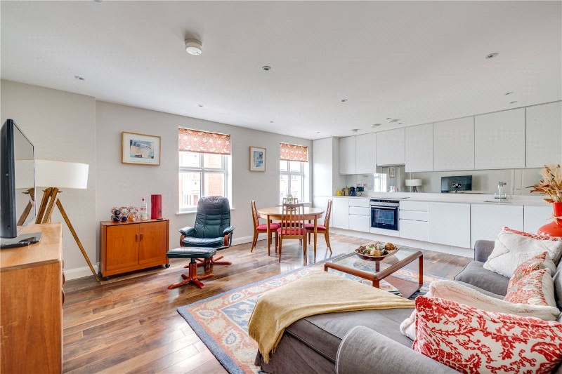 Greyhound Road, London, W6