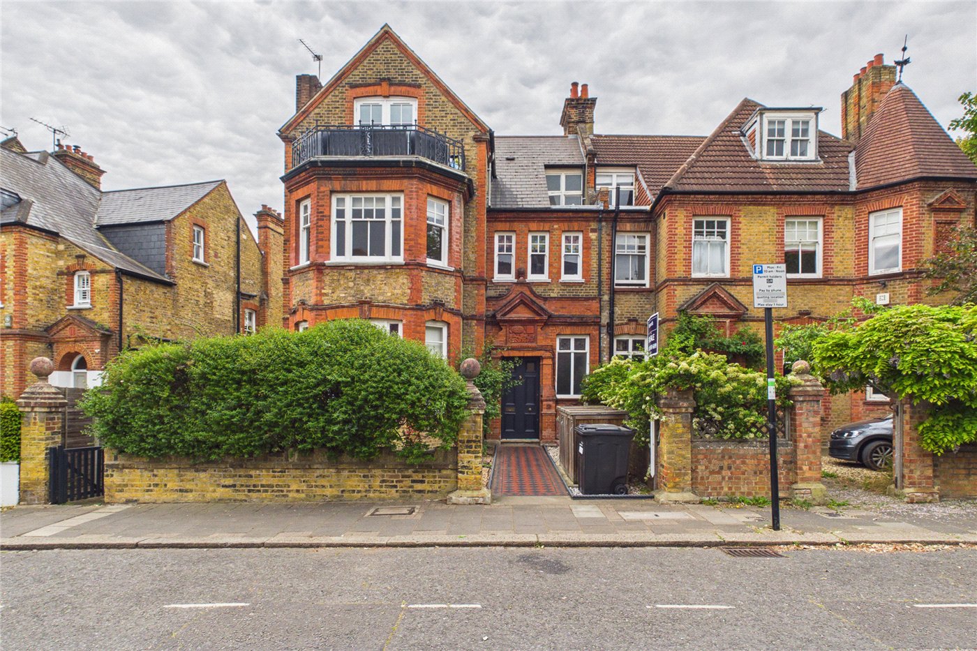 Killieser Avenue, London, SW2
