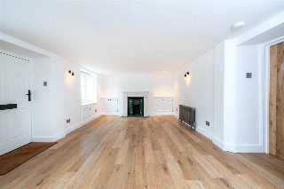 West Street, Bourne, Lincolnshire, PE10