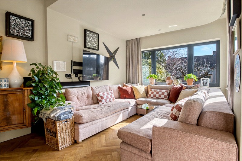 Burrows Road, London, NW10