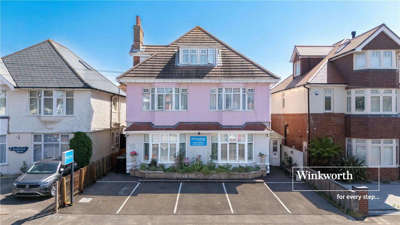 Pinecliffe Avenue, Bournemouth, Dorset, BH6
