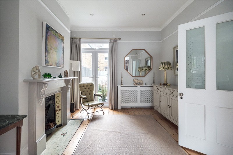 Ballater Road, London, SW2