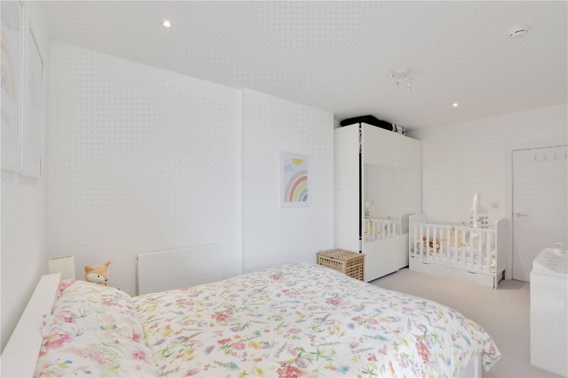 Granite Apartments, 30 River Gardens Walk, Greenwich, London, SE10