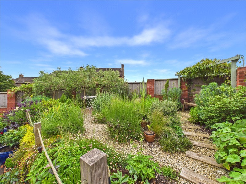 Acland Way, Tiverton, Devon, EX16