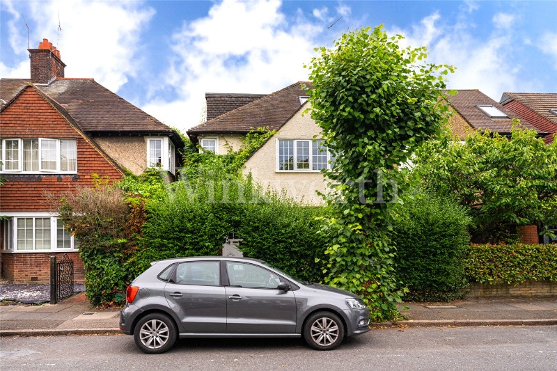 St. Georges Road, London, NW11