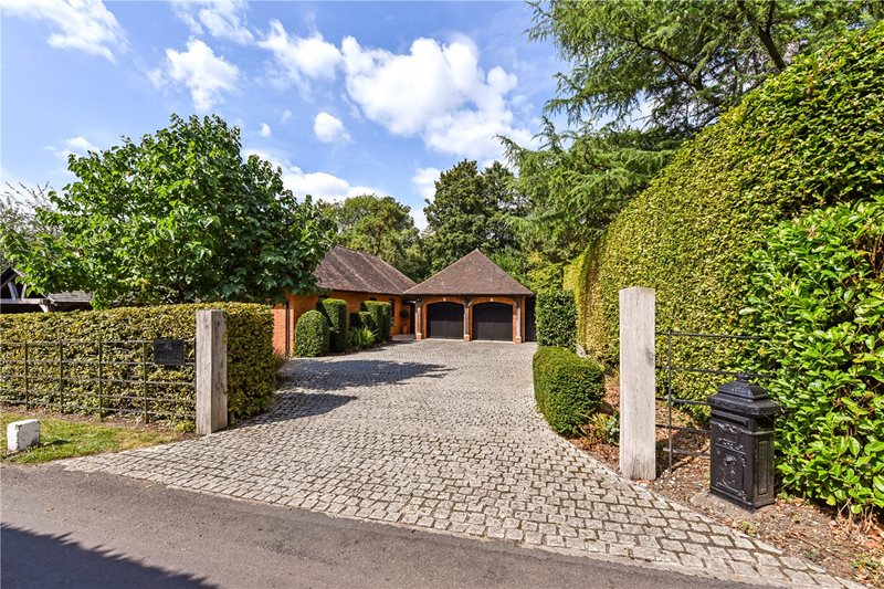Field Way, Compton, Winchester, Hampshire, SO21