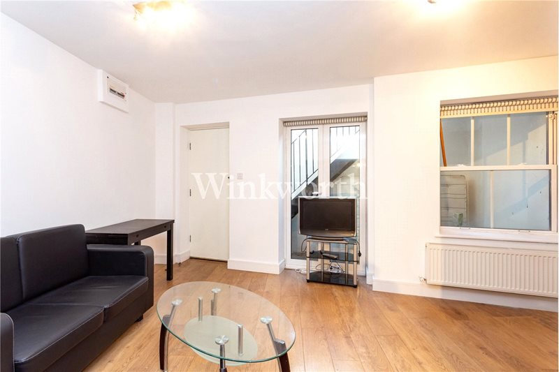 Finchley Road, Golders Green, London, NW11
