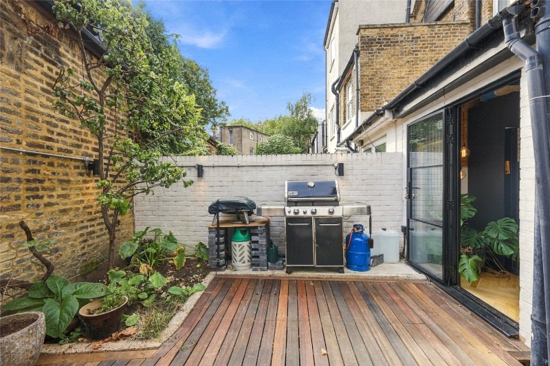 Albion Road, London, N16