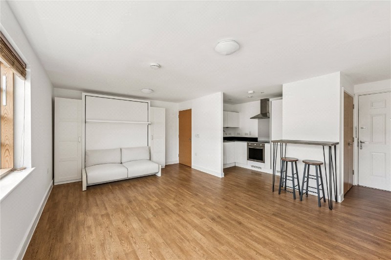 Mildmay Avenue, London, N1
