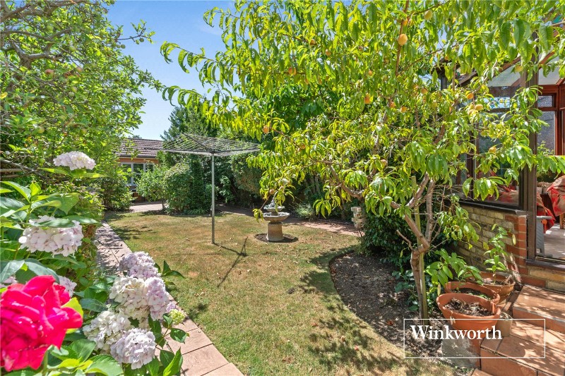 East End Road, Finchley, London, United Kingdom, N3