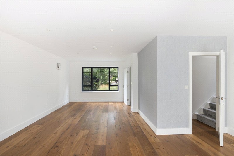 Dulwich Wood Avenue, London, SE19