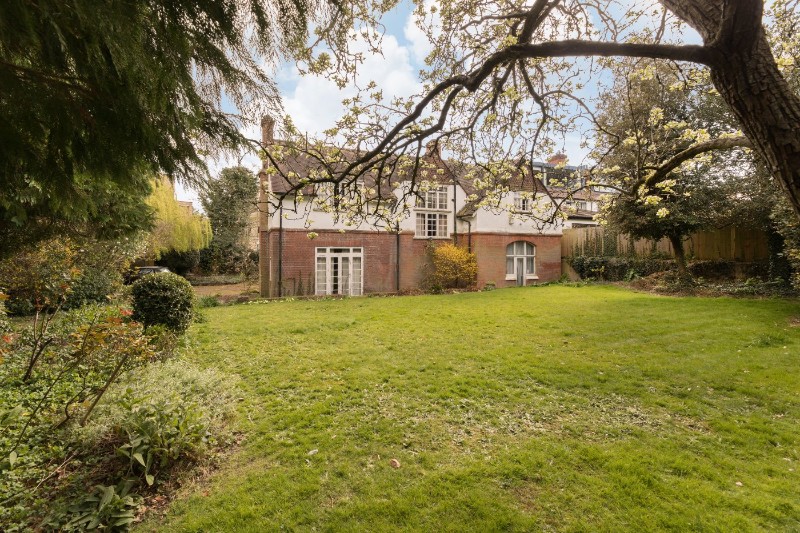 Stonehouse Cottage, Gressenhall Road, London, SW18