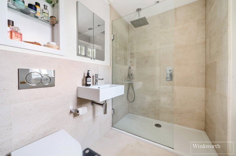 Guildford Road, Bagshot, Surrey, GU19