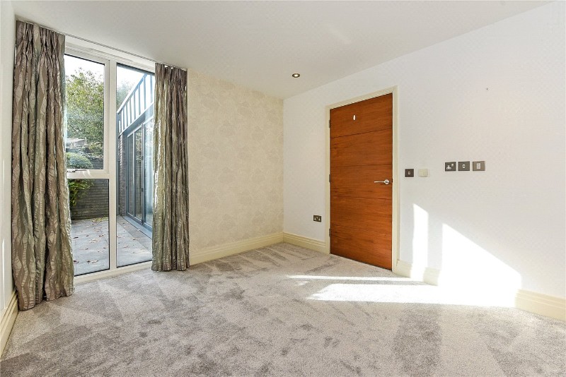 St. Valentines Close, Winchester, Hampshire, SO23