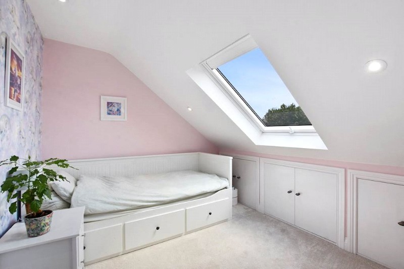Mortimer Road, London, NW10