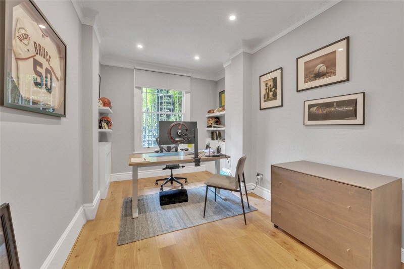 Sutherland Avenue, London, W9