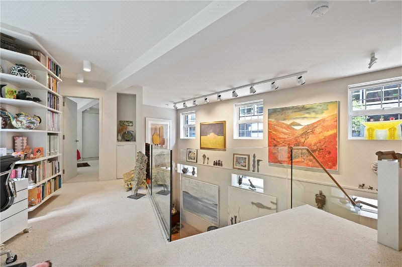 Macklin Street, London, WC2B
