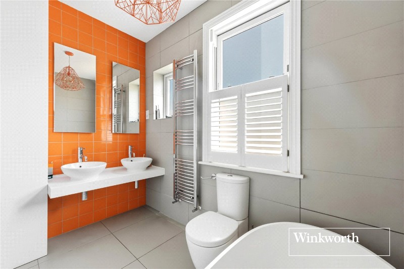 Park Crescent, Finchley, London, N3