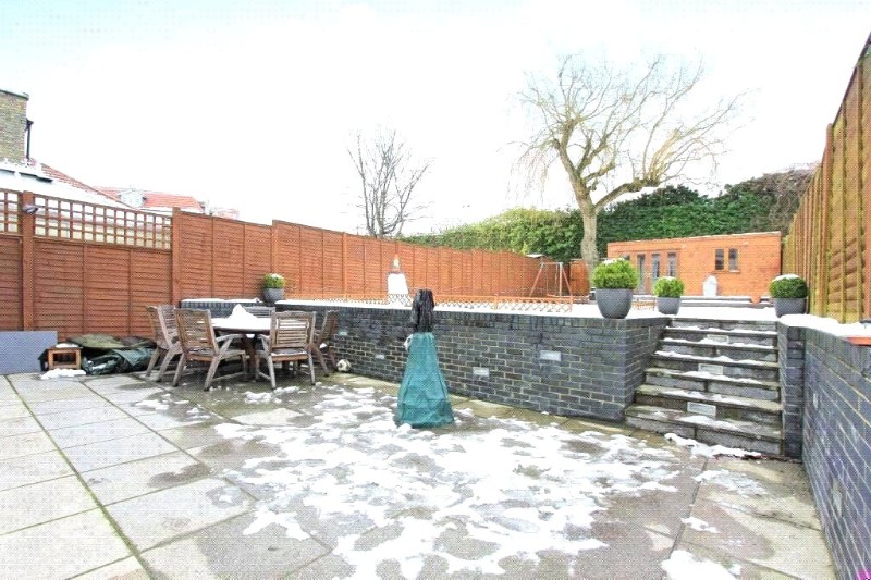 The Grove, Finchley, N3
