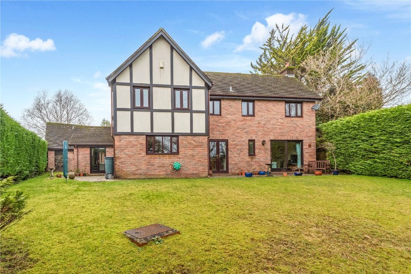 Parsonage Close, Petersfield, Hampshire, GU32