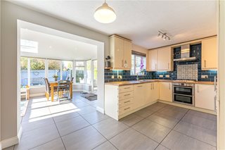 Faulconbridge Way, Heathcote, Warwick, Warwickshire, CV34