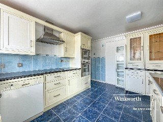Heathfield Road, West Moors, Ferndown, Dorset, BH22