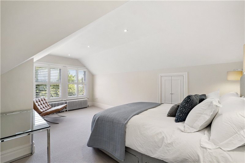 Castelnau, Barnes, London, SW13