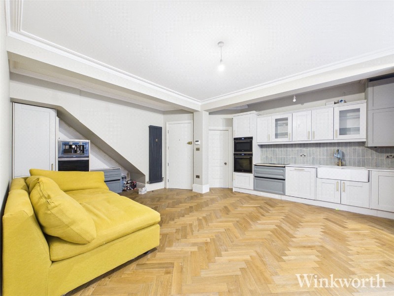 Birch Grove, London, W3