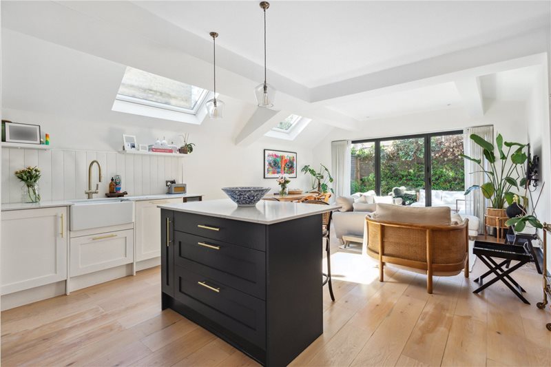 Lysias Road, London, SW12