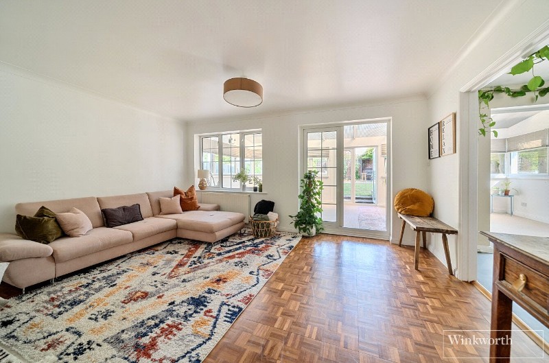 Elizabeth Avenue, Bagshot, Surrey, GU19