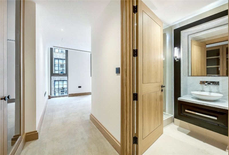 John Islip Street, London, UK, SW1P