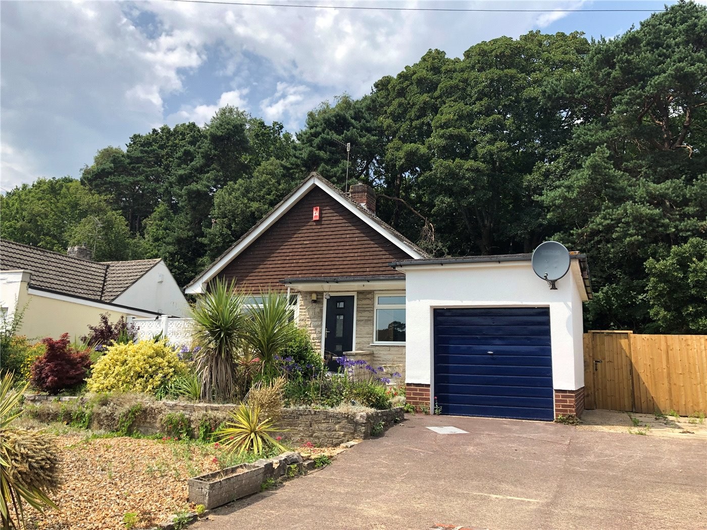 3 bedroom property for sale in Wren Crescent, Poole, BH12 (Ref