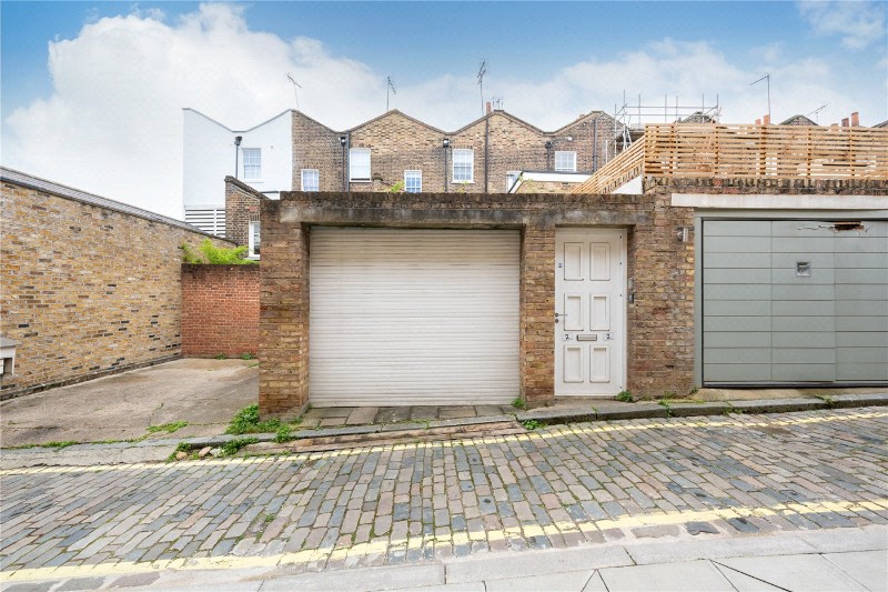 Ordnance Mews, London, NW8