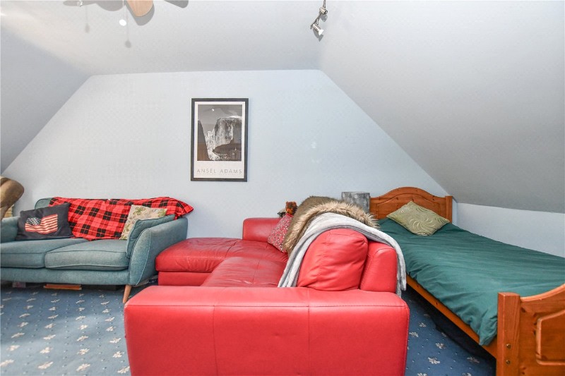 Hollybush Ride, Finchampstead, Wokingham, Berkshire, RG40