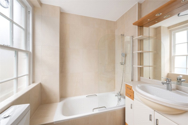 Eyre Court, Finchley Road, St John's Wood, London, NW8