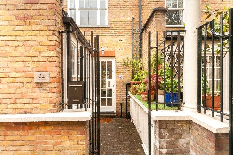 Sutton Square, Urswick Road, Hackney, E9