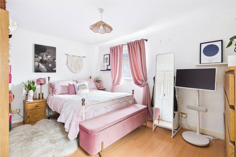 Byron Close, London, SW16