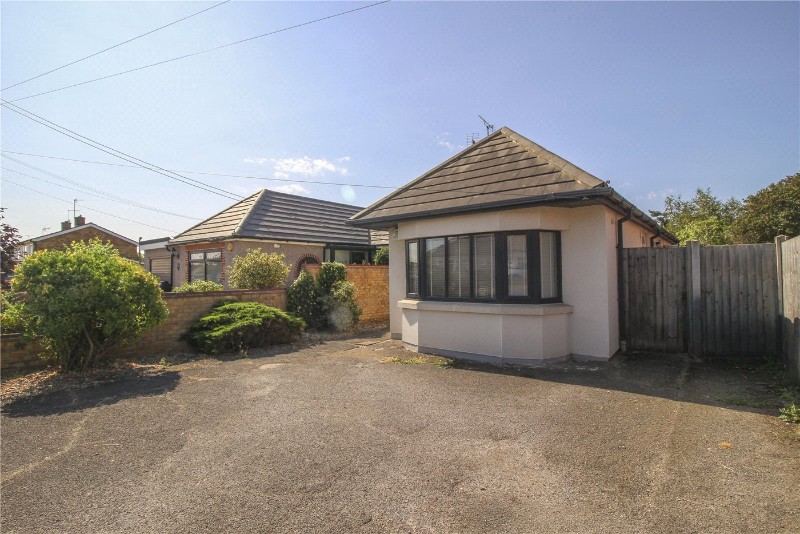 Warwick Road, Rayleigh, Essex, SS6