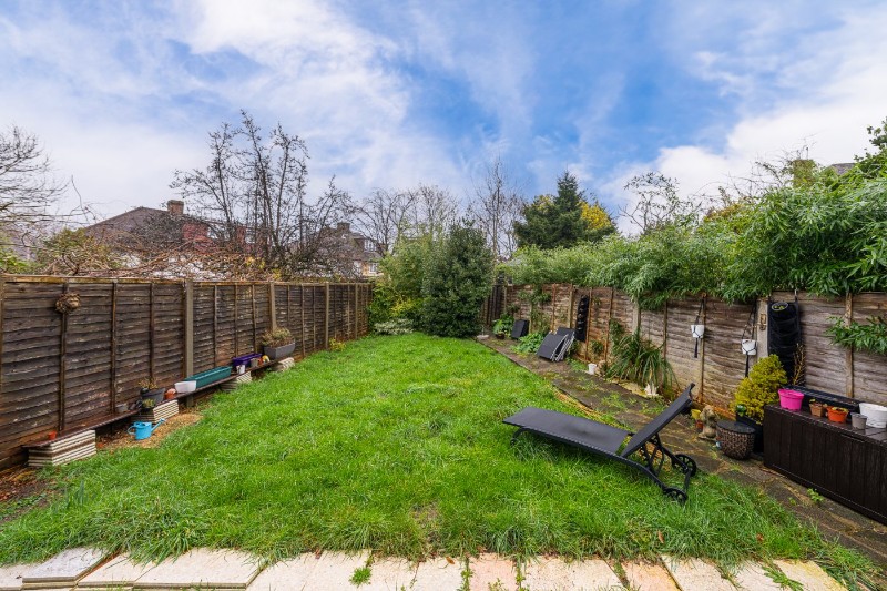 Newark Way, Hendon, London, NW4