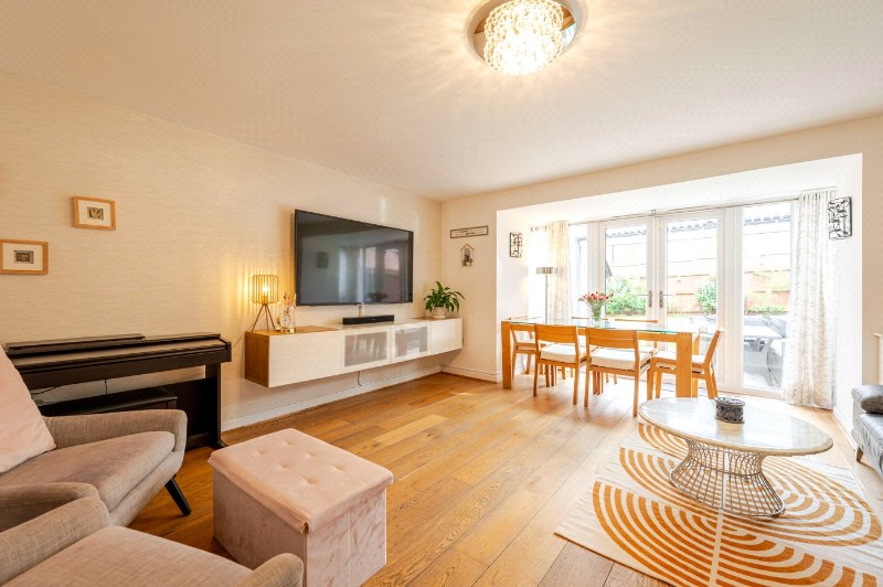 Garrett Drive, Warwick, Warwickshire, CV34