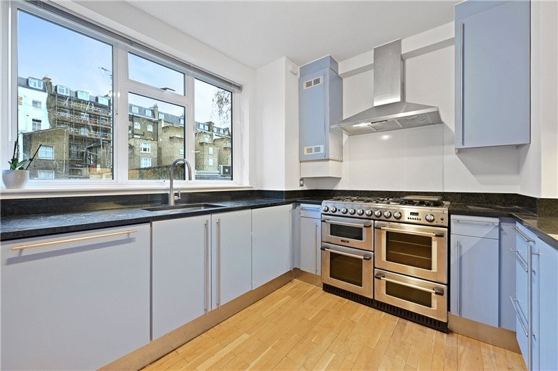 Hyde Park Gate, Kensington, London, SW7