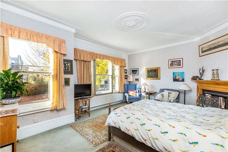 Glebe Road, Barnes, London, SW13
