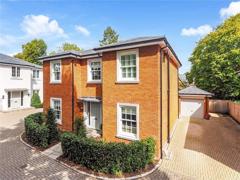 Appulby Gardens, Winchester, Hampshire, SO22