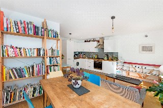 New Cross Road, London, SE14