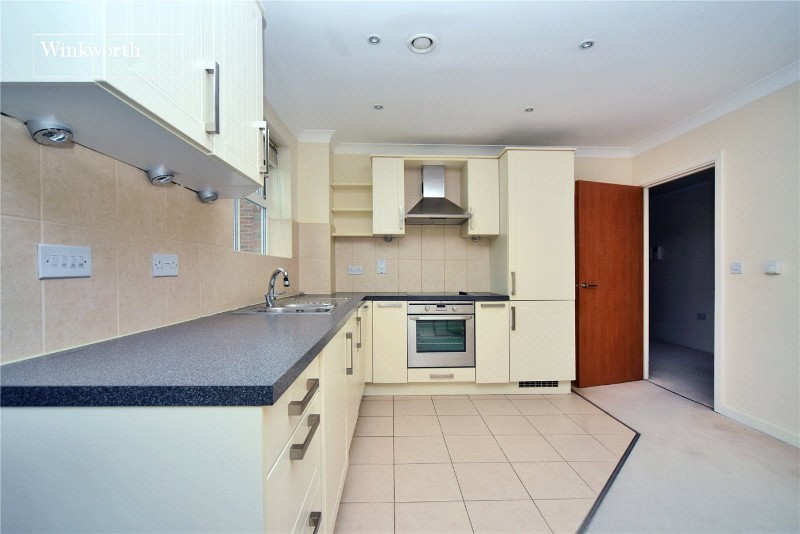 Overton Road, Sutton, SM2