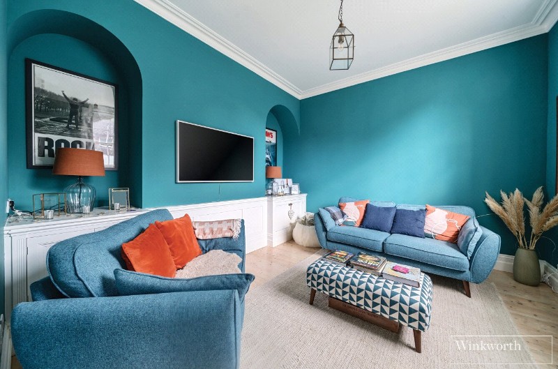 Guildford Road, Bagshot, Surrey, GU19