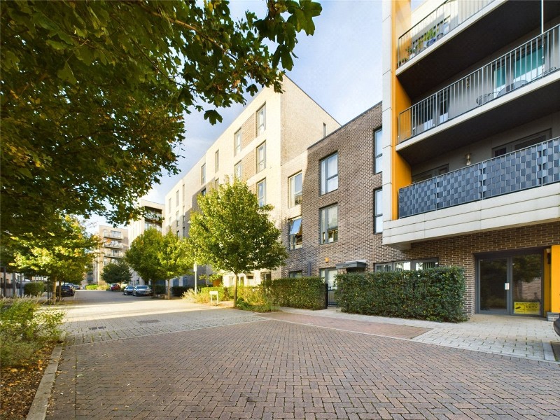 Guardian Avenue, London, NW9