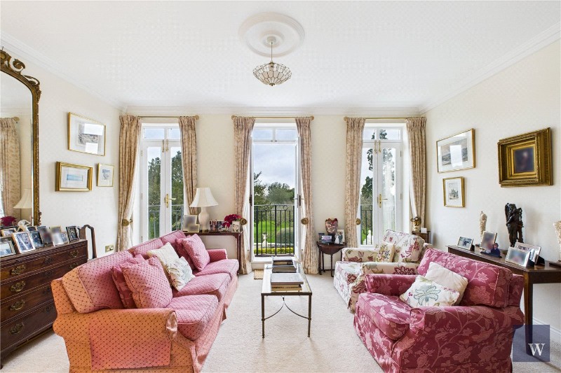 Henry Tate Mews, London, SW16