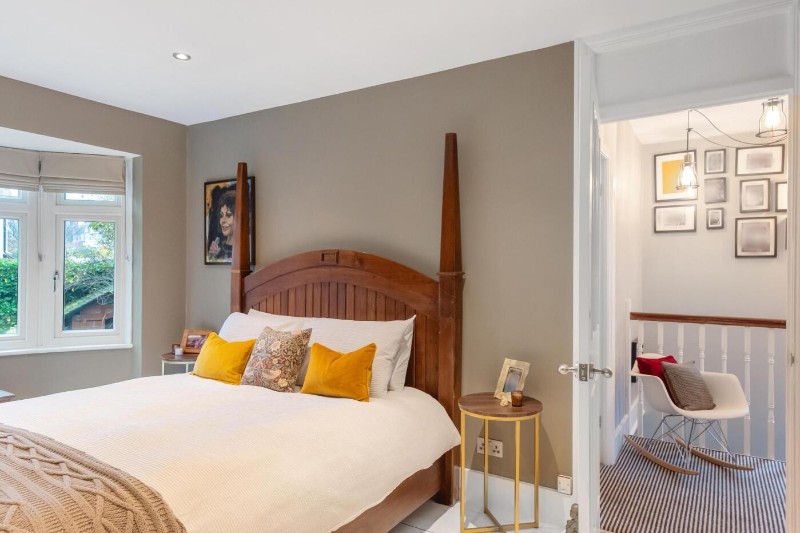 Wharncliffe Gardens, London, SE25