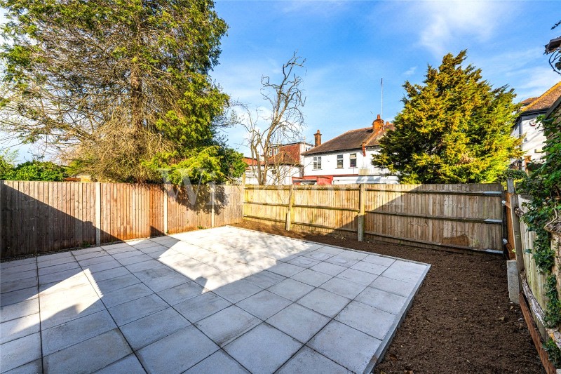 Ravenscroft Avenue, London, NW11